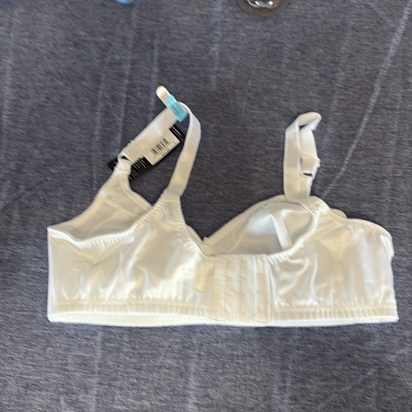 NWT Bali Women’s Size 40C Cool Comfort Fabric Bra - Picture 5 of 7